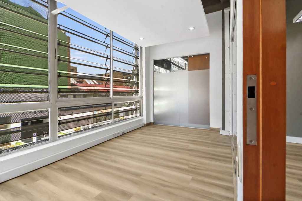 Oficina EN ARRIENDO EN Santa Paula, código: 23340 - 8