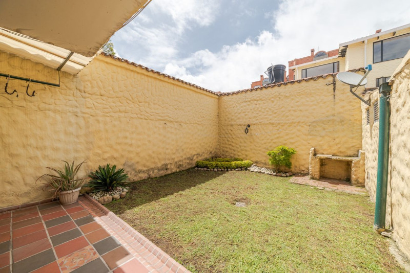 Casa EN VENTA EN Colina Campestre I Y II  Etapa, código: 25349 - 6