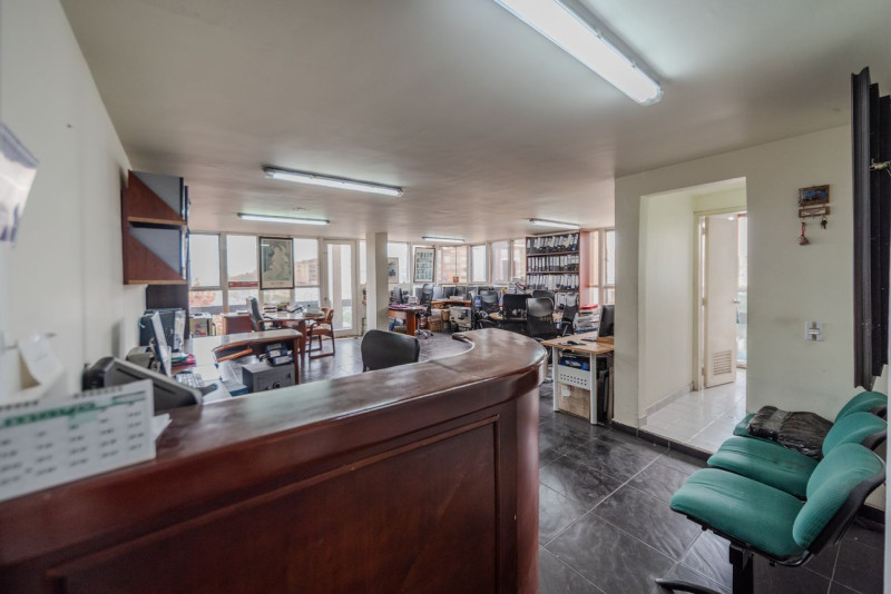 Oficina EN VENTA EN El Retiro, código: 26721 - 3