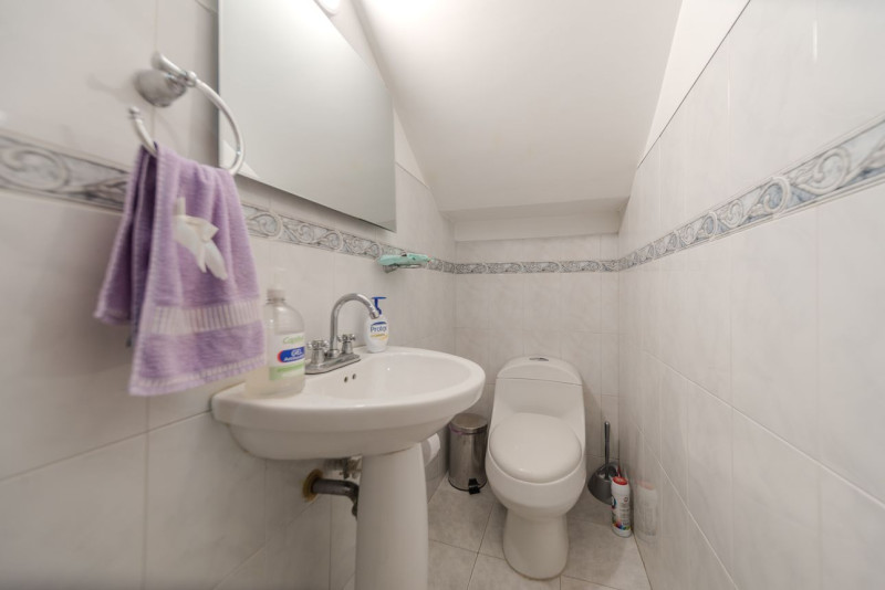 Casa EN VENTA EN Modelia, código: 28009 - 11