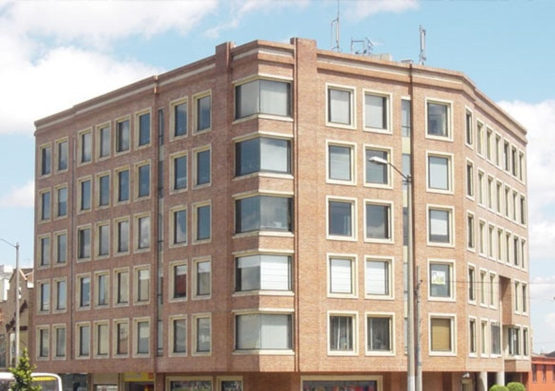 oficina en Arriendo/venta en santa-barbara-oriental-usaquen, código: 28505
