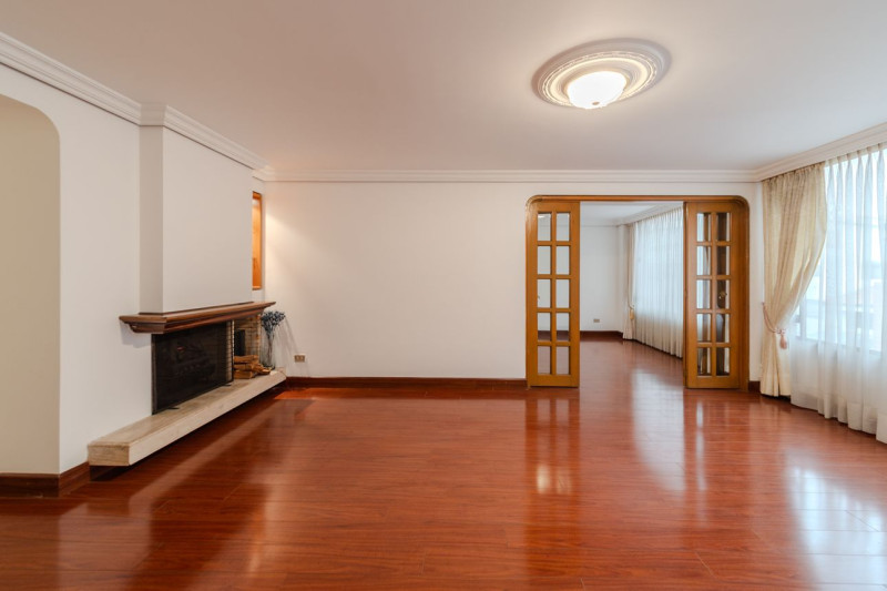 Apartamento EN ARRIENDO EN Santa Barbara Central-Usaquén, código: 28796 - 1