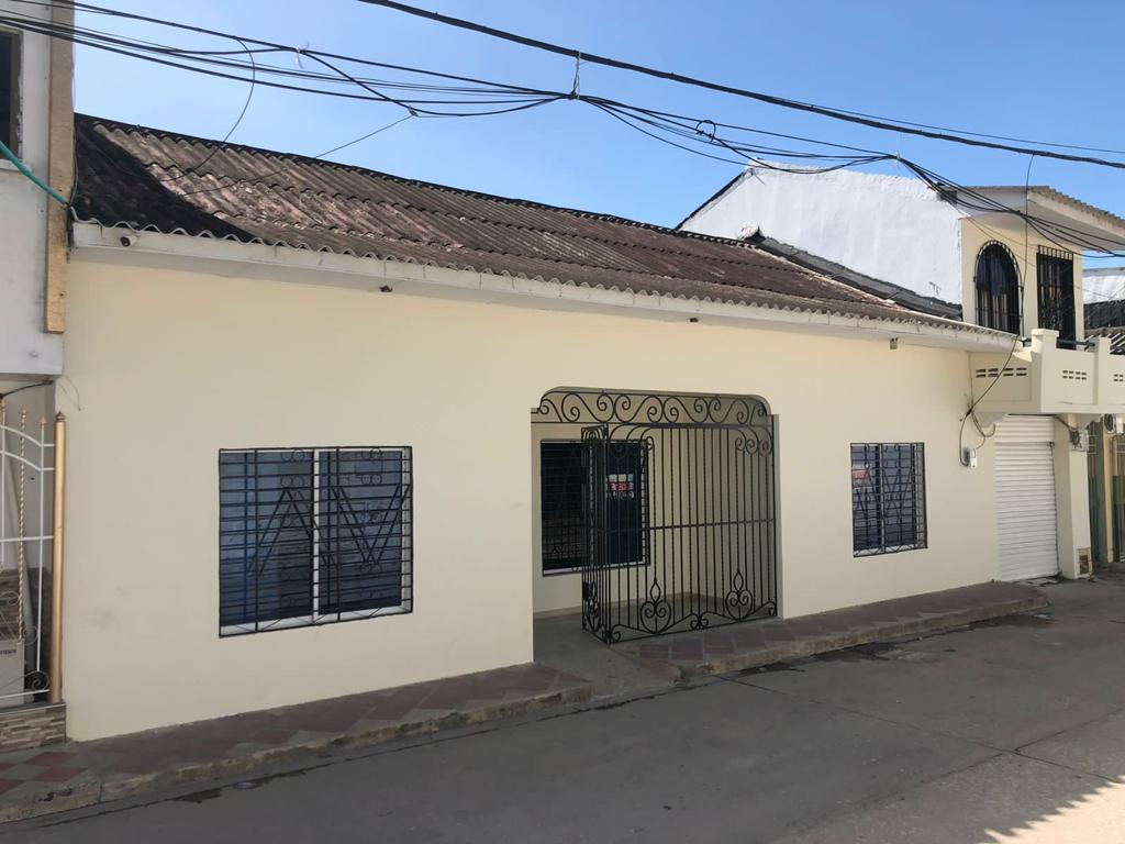 casa-local en arriendo 