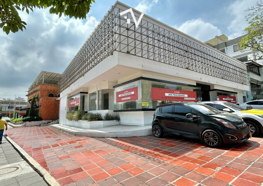 casa-local en arriendo 