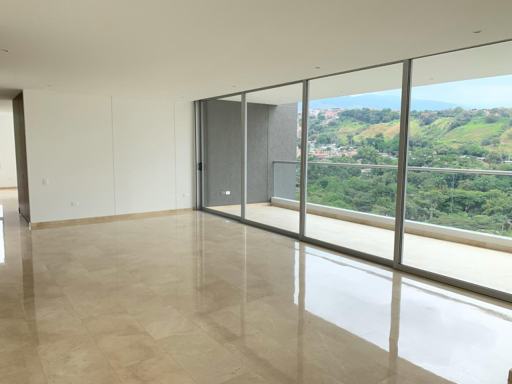 Apartamento en arriendo, código 4526