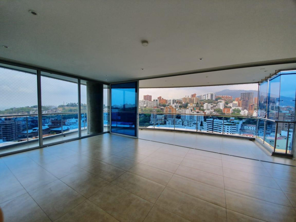 Apartamento en arriendo, código 5483