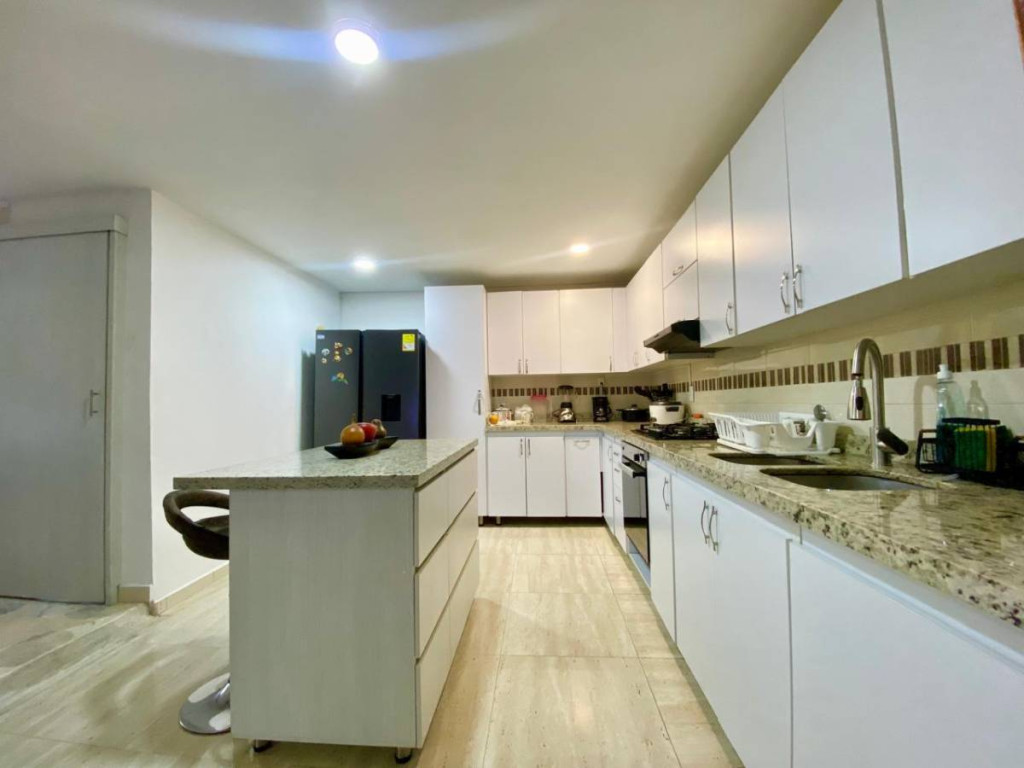 Apartamento en venta, código 7299