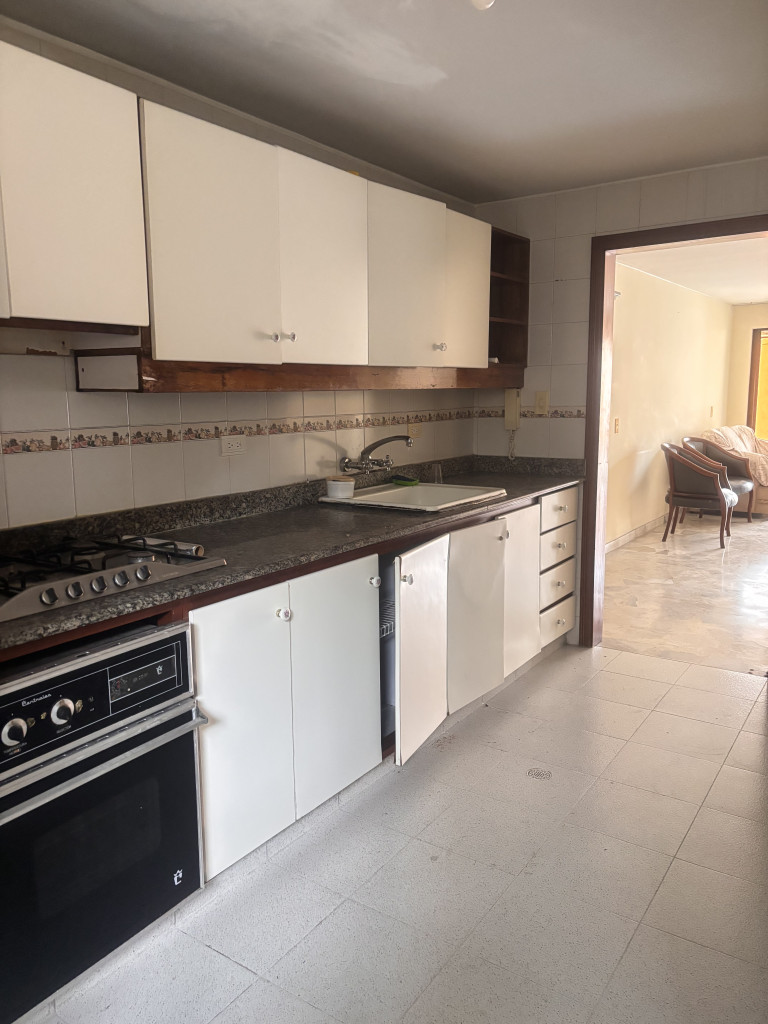 Apartamento en venta, código 7323