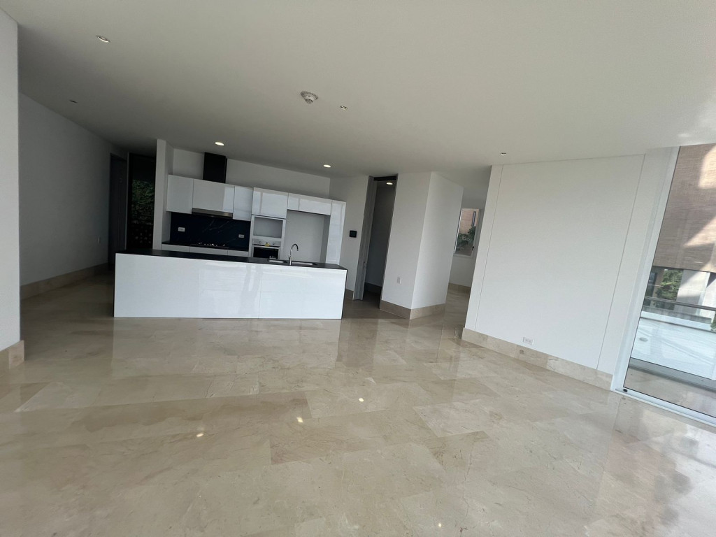 Apartamento en arriendo, código 7452