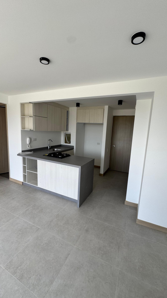 Apartamento en arriendo, código 7594