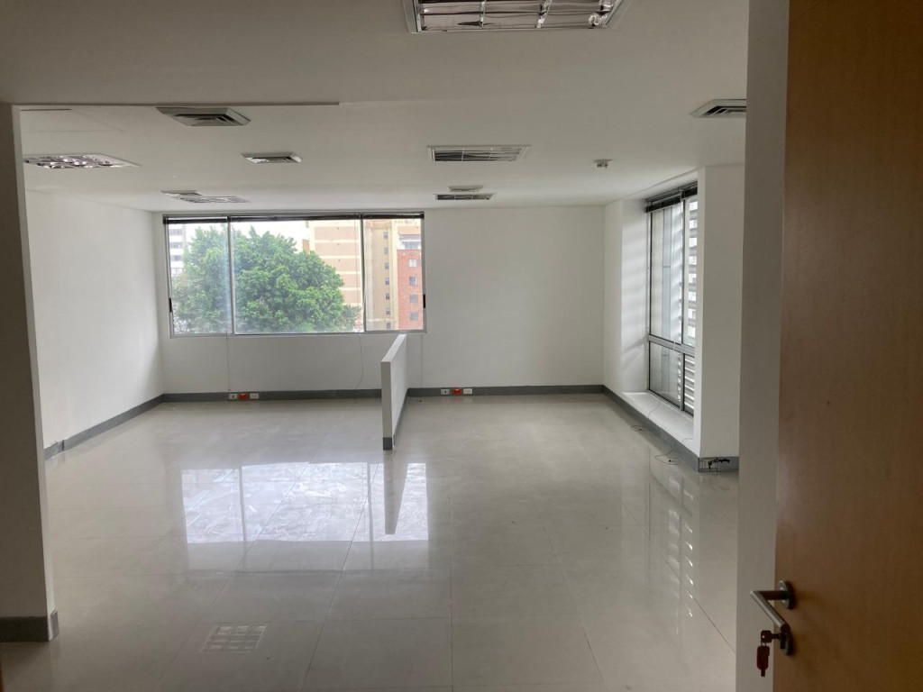 Oficina en Arriendo