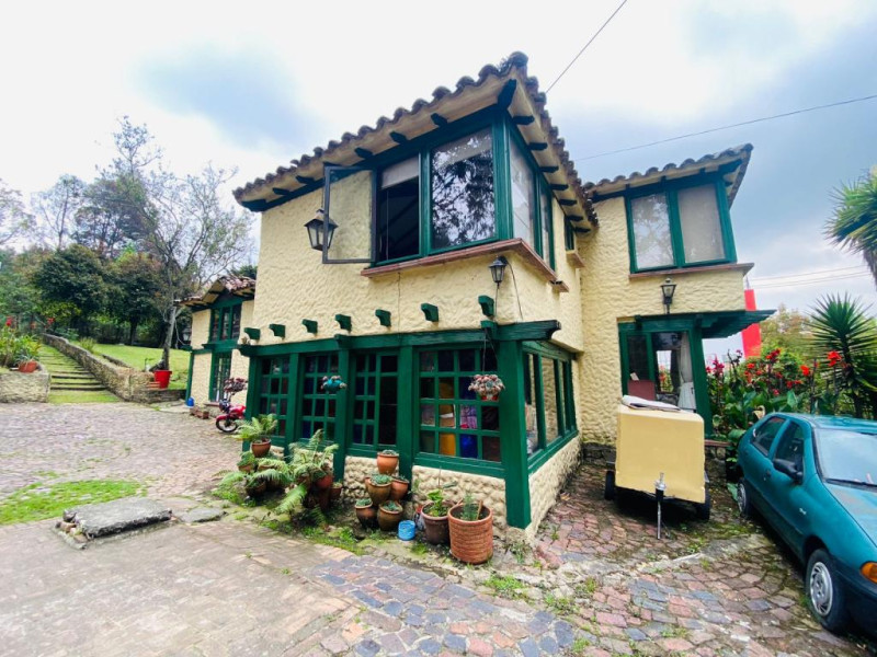 Casa En Arriendo - Niza, Bogotá