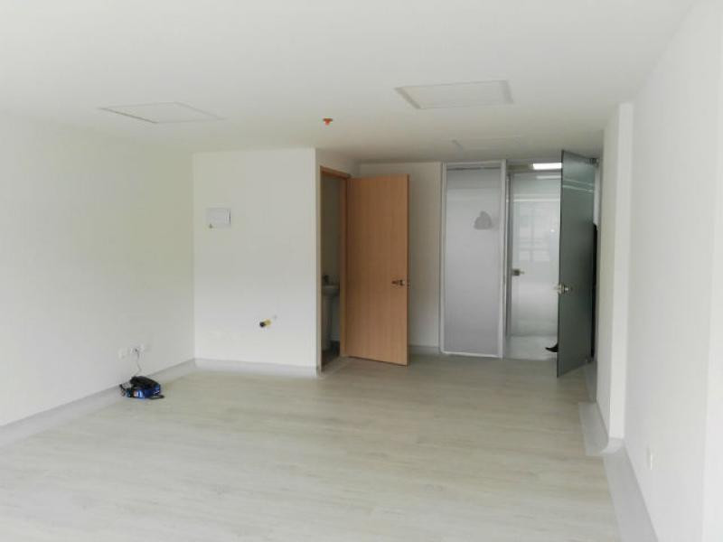 Consultorio En Arriendo - Lago Gaitán, Bogotá