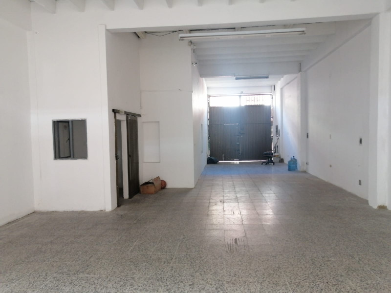 Bodega En Arriendo - Los Cerezos, Bogotá