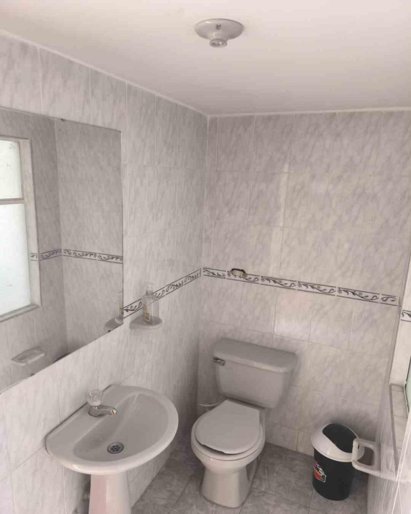 Bodega En Arriendo - Los Cerezos, Bogotá