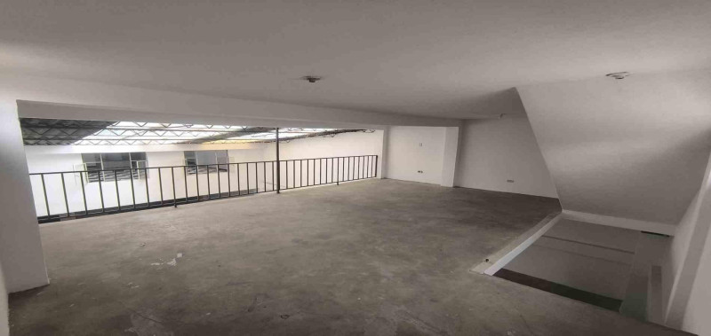 Bodega En Arriendo - Los Cerezos, Bogotá