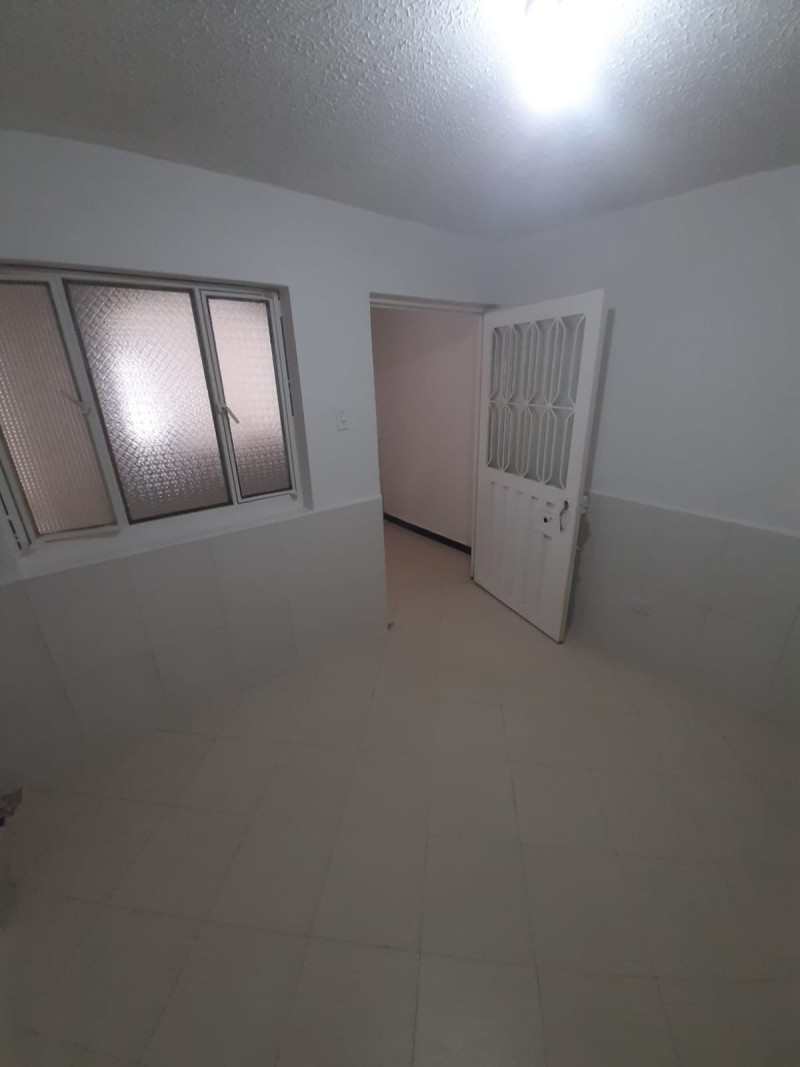 Apartamento En Arriendo - La Granja, Bogotá