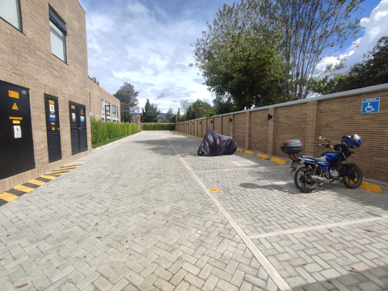 Apartamento En Arriendo - San José De Bavaria, Bogotá