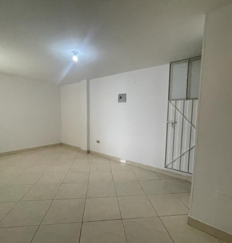 Apartaestudio En Arriendo - Fontibón, Bogotá