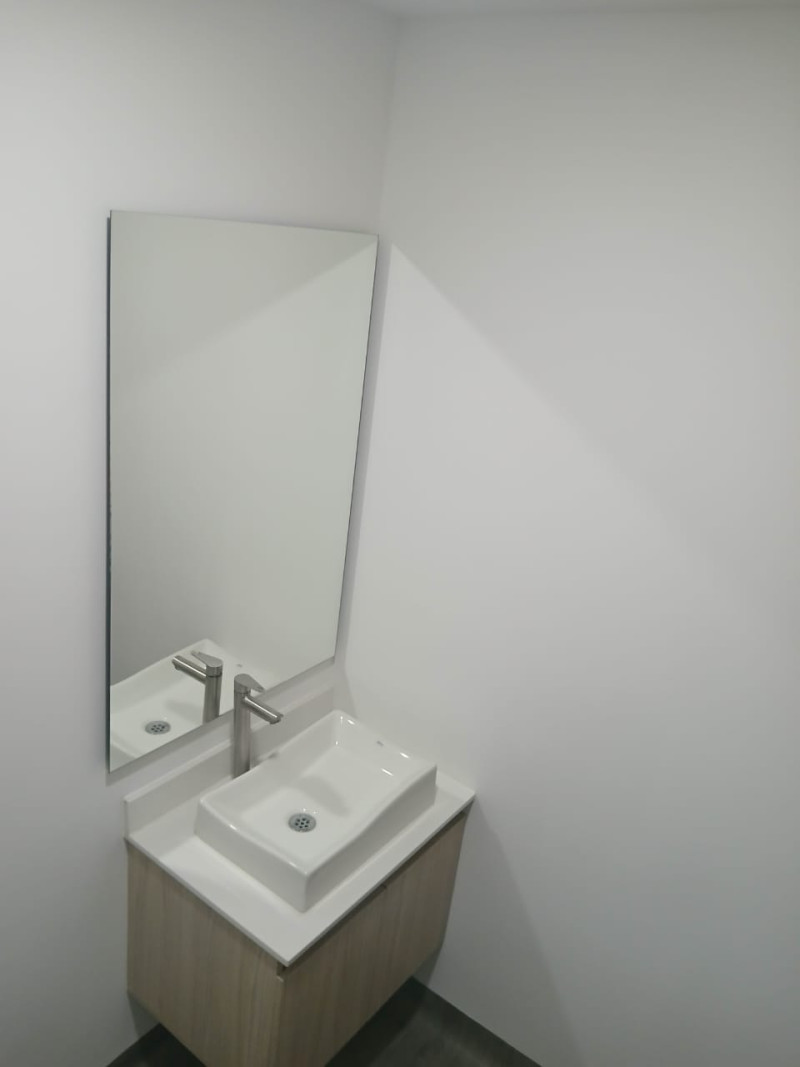 Consultorio En Arriendo - Lago Gaitán, Bogotá