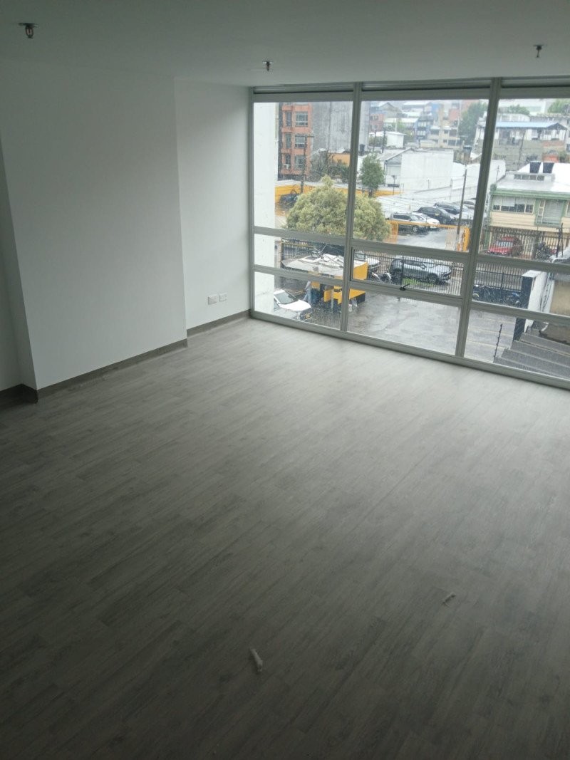 Consultorio En Arriendo - Lago Gaitán, Bogotá