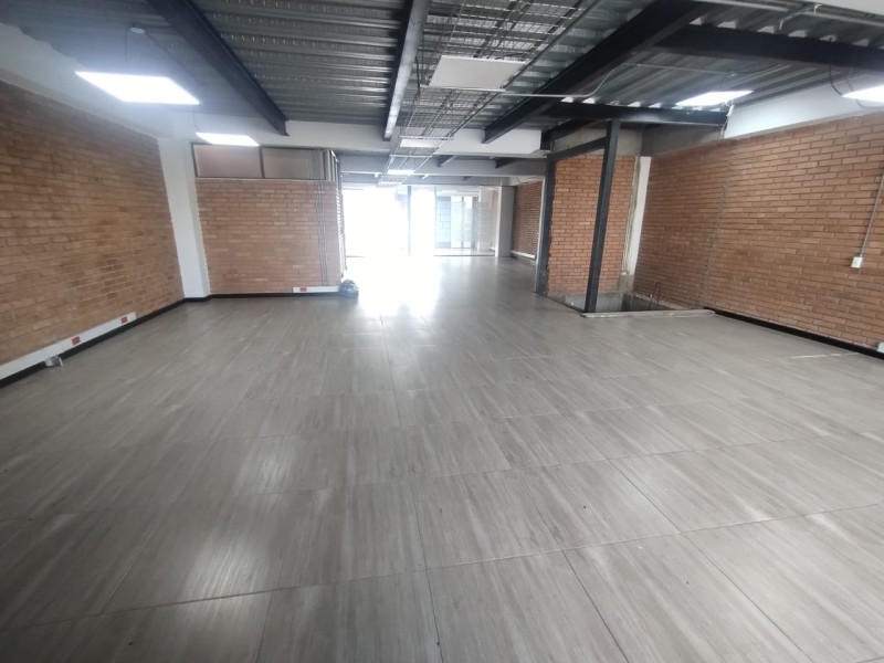 Oficina en arriendo en Toberin, Bogotá, 160 m² · foto 2 de 11