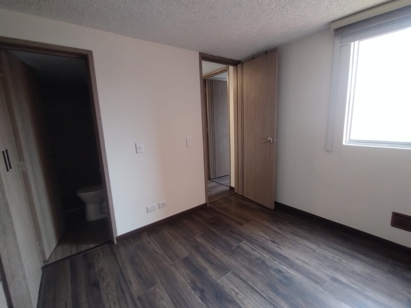 Apartamento En Arriendo - Madrid Variante Y P. Flores, Madrid