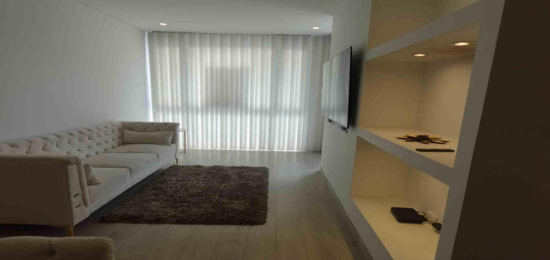 Apartaestudio En Arriendo - Chico Norte Iii, Bogotá