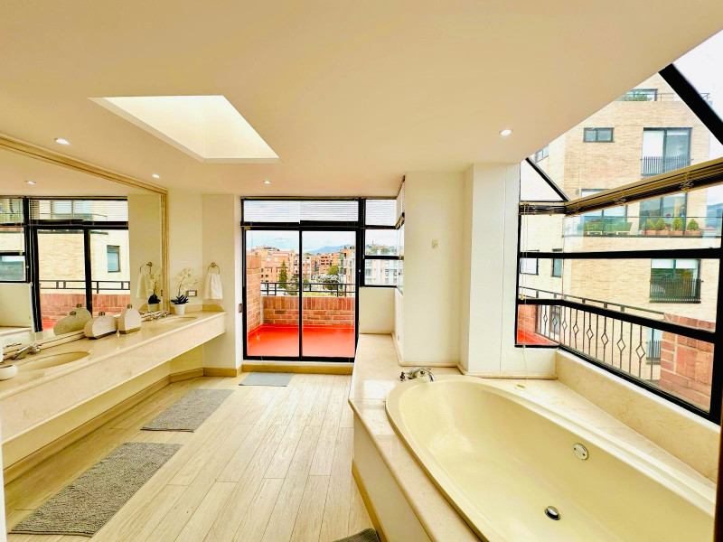 Apartamento En Arriendo - San Patricio, Bogotá