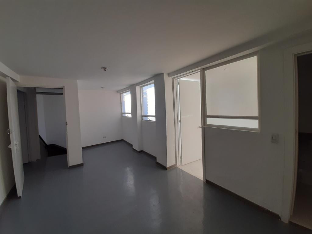 Oficina En Arriendo - Marly, Bogotá