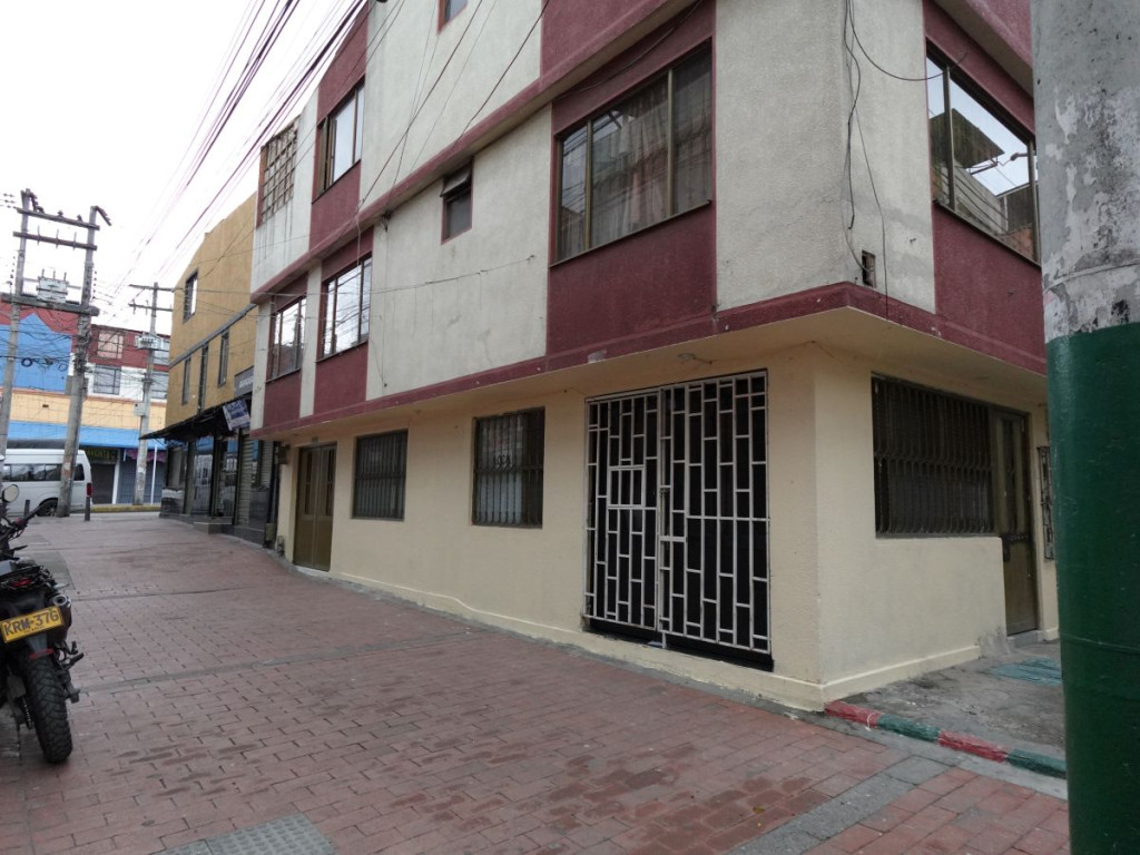 Local En Arriendo - El Chircal Sur, Bogotá