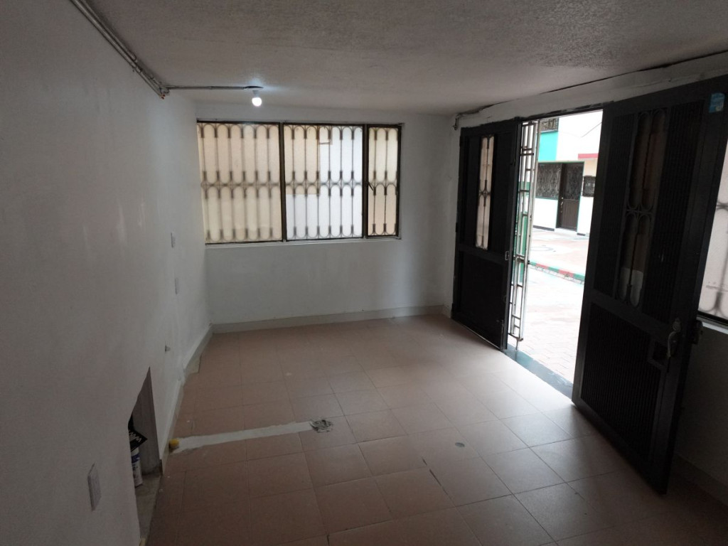 Local En Arriendo - El Chircal Sur, Bogotá