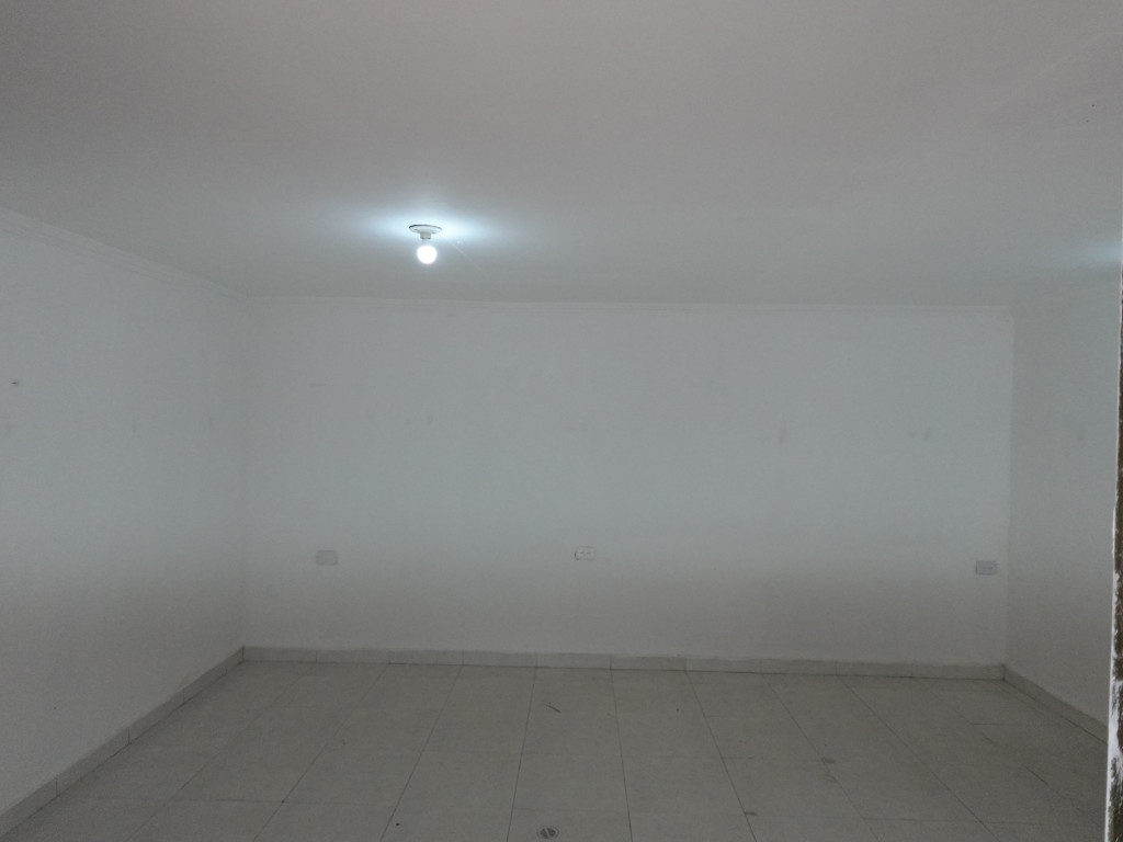 Local En Arriendo - El Chircal Sur - Casa Linda, Bogotá