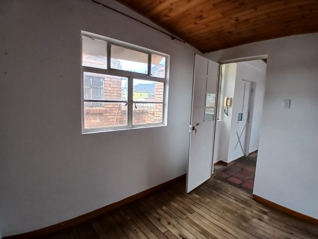 Apartamento En Arriendo - Siete De Agosto, Bogotá