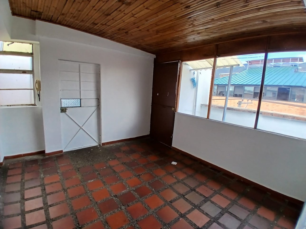 Apartamento En Arriendo - Siete De Agosto, Bogotá