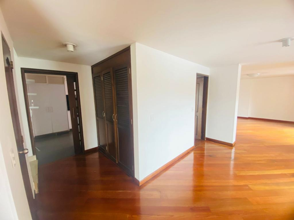 Apartamento En Arriendo - Bella Suiza-Usaquén, Bogotá