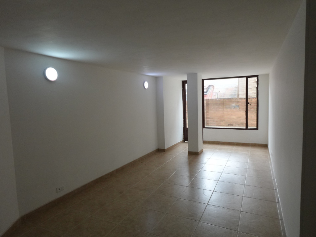 Apartamento En Arriendo - Estoril, Bogotá