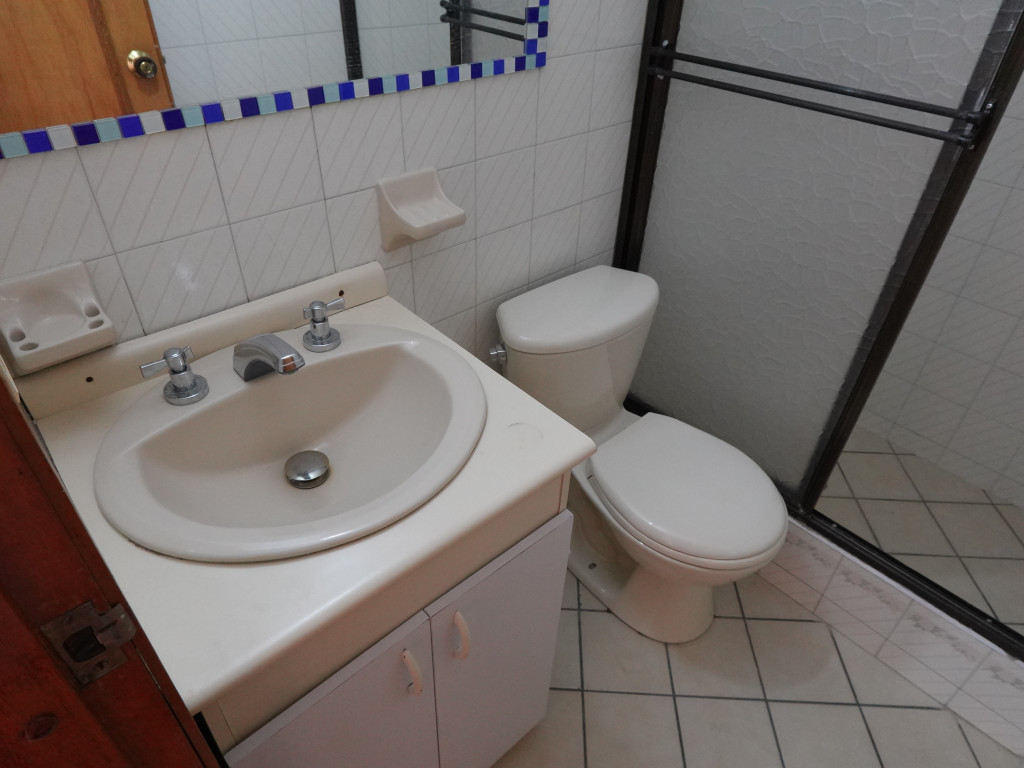 Apartamento En Arriendo - Estoril, Bogotá