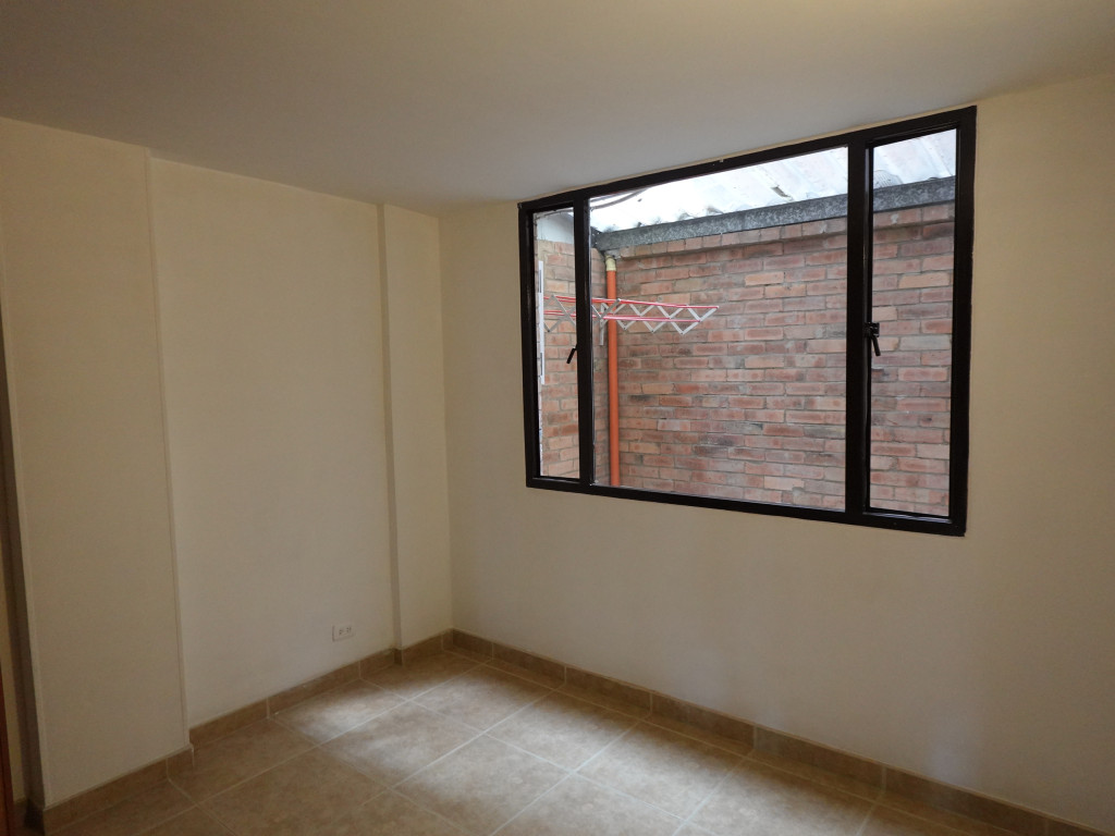 Apartamento En Arriendo - Estoril, Bogotá