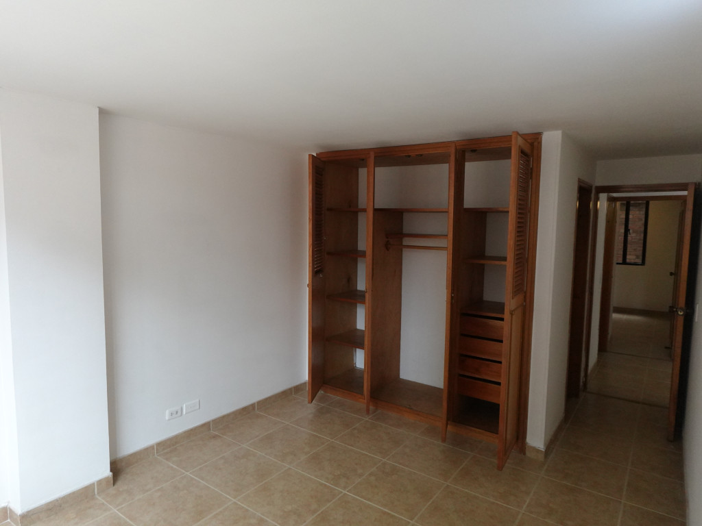 Apartamento En Arriendo - Estoril, Bogotá