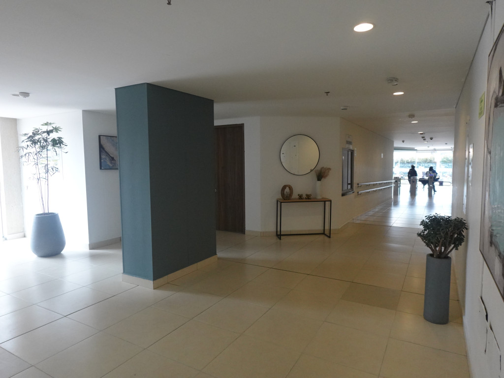 Apartaestudio En Arriendo - La Granja Norte-Usaquén, Bogotá