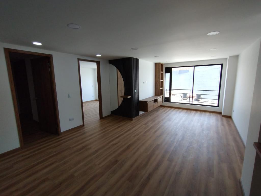 Apartamento En Arriendo - Simón Bolívar, Bogotá