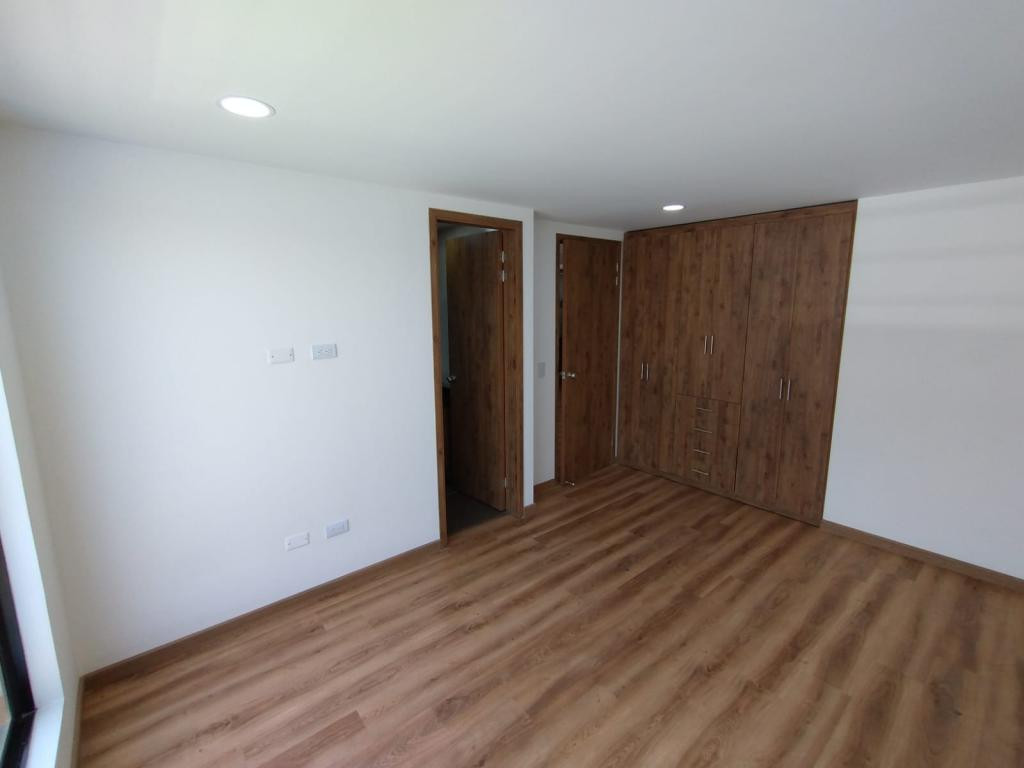 Apartamento En Arriendo - Simón Bolívar, Bogotá