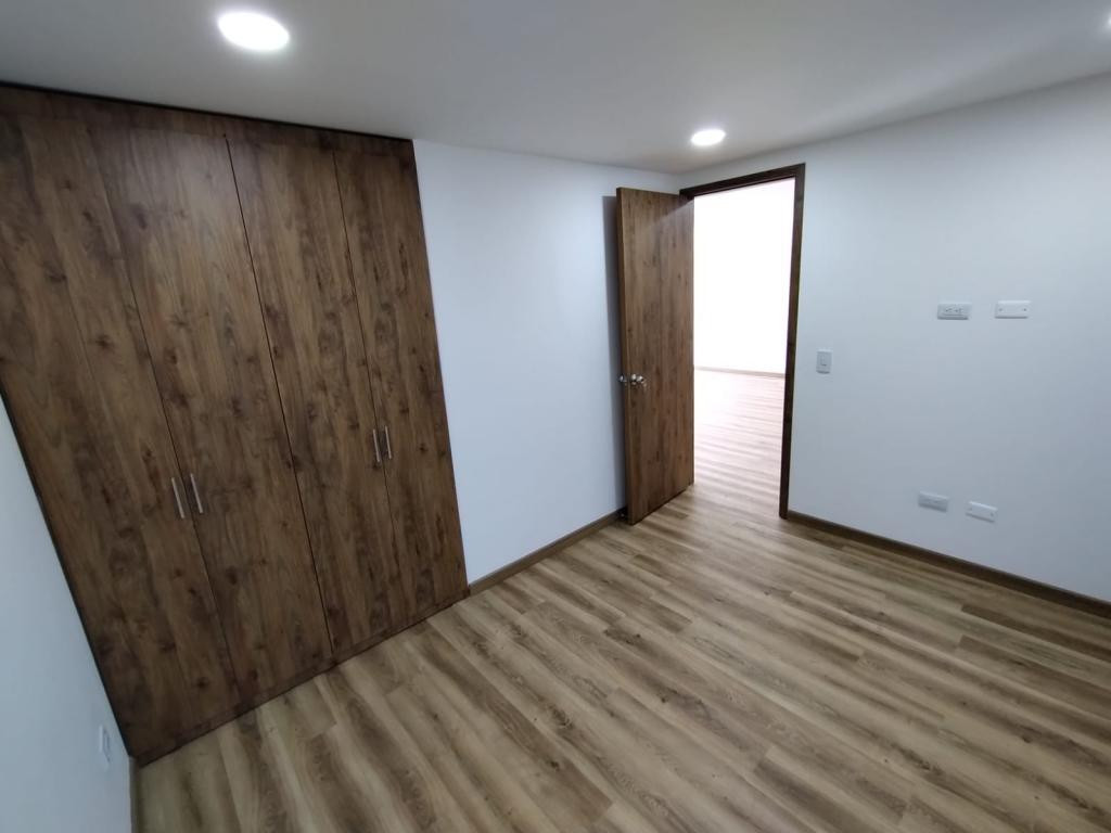 Apartamento En Arriendo - Simón Bolívar, Bogotá