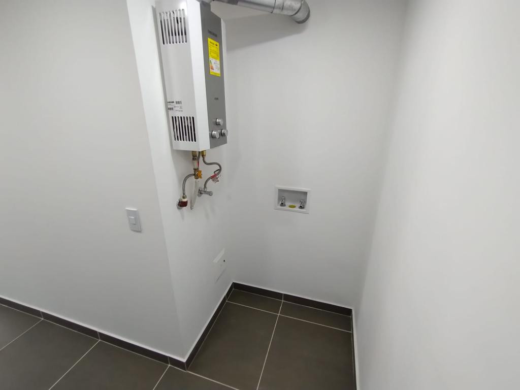 Apartamento En Arriendo - Simón Bolívar, Bogotá