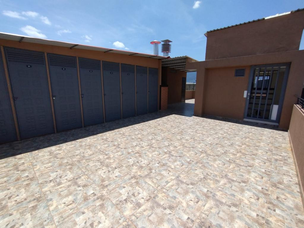 Apartamento En Arriendo - Simón Bolívar, Bogotá