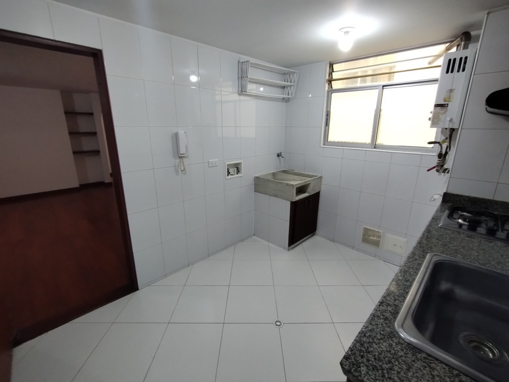 Apartamento En Arriendo - Victoria Norte, Bogotá