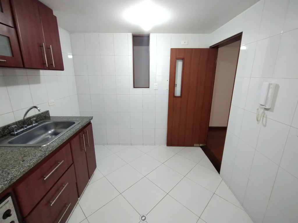 Apartamento En Arriendo - Victoria Norte, Bogotá