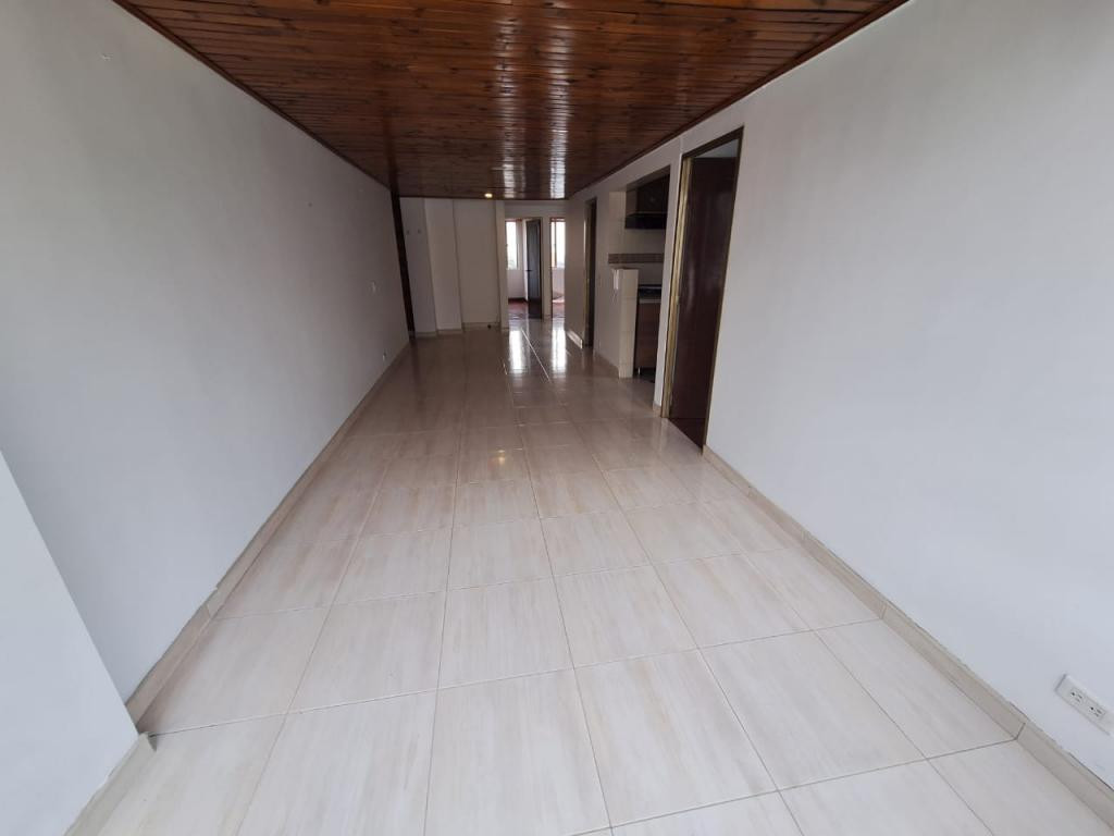 Apartamento En Arriendo - Ciudad Jardín, Bogotá