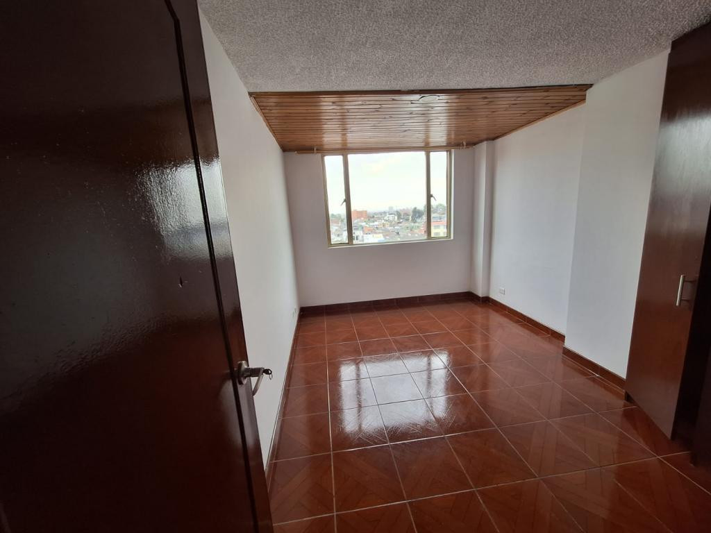 Apartamento En Arriendo - Ciudad Jardín, Bogotá